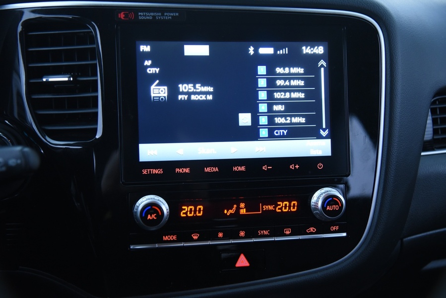 Mitsubishi Outlander PHEV vaihtoauto