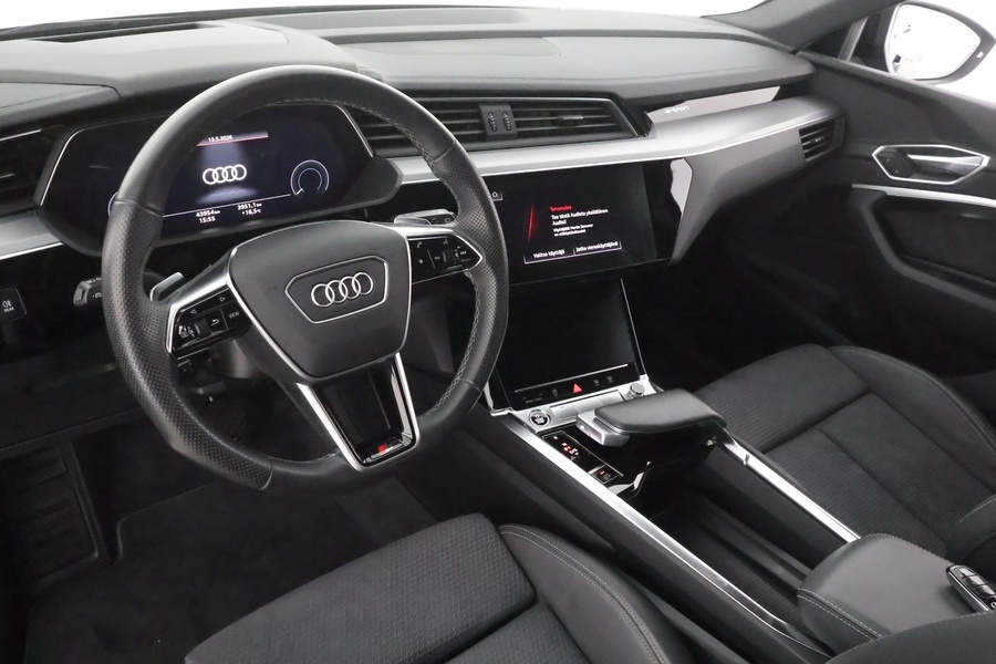 Audi e-tron vaihtoauto