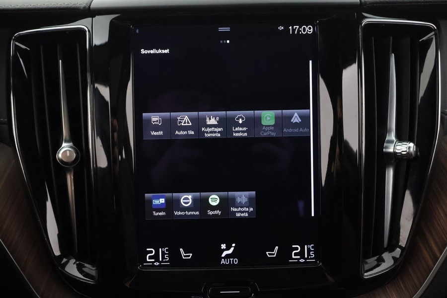 Volvo XC60 vaihtoauto