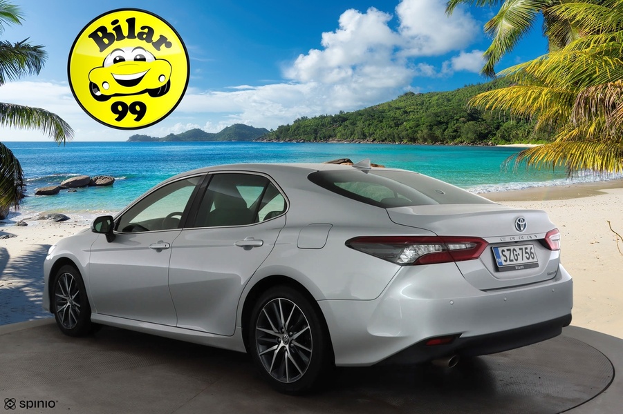 Toyota Camry vaihtoauto