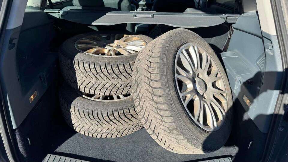 Ford Grand C-MAX vaihtoauto