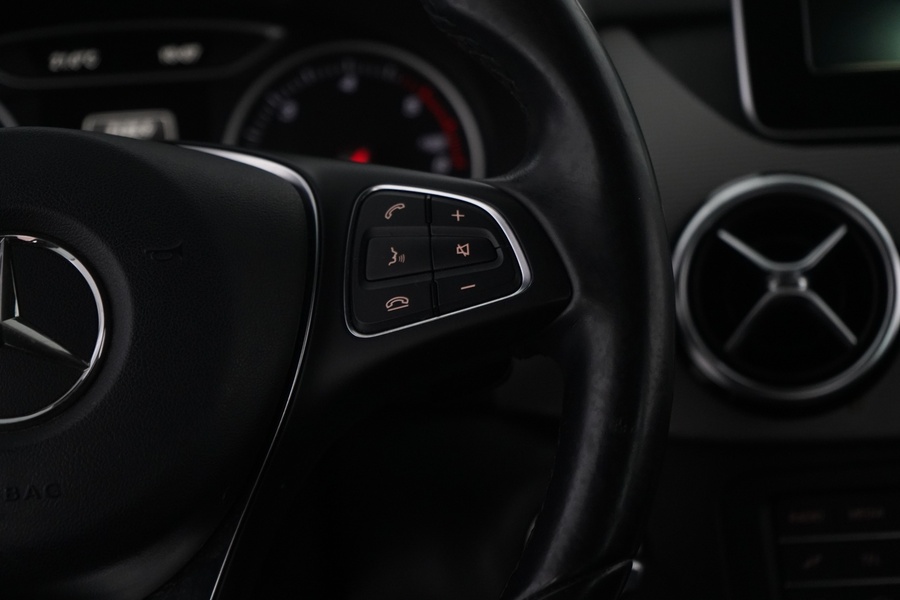 Mercedes-Benz B vaihtoauto