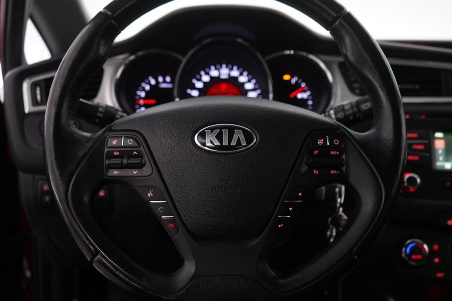 Kia Ceed vaihtoauto