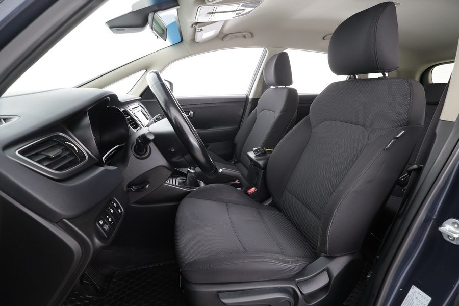 Kia Carens vaihtoauto