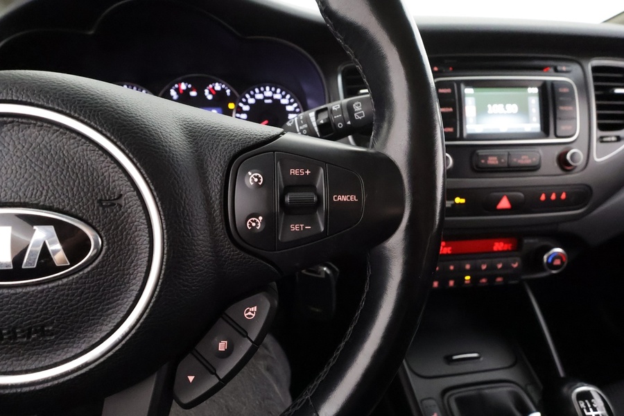 Kia Carens vaihtoauto