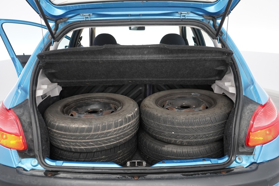 Peugeot 206 vaihtoauto