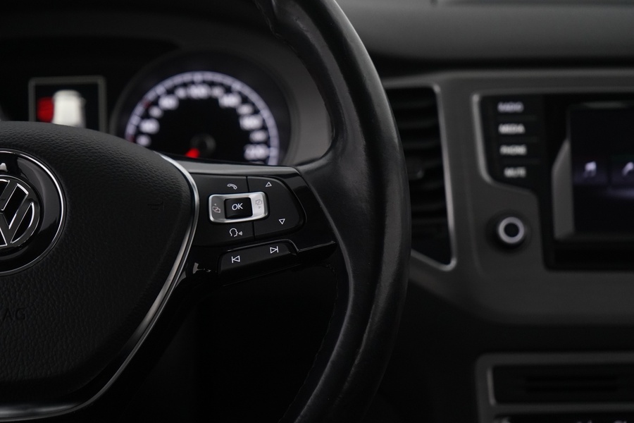 Volkswagen Golf Sportsvan vaihtoauto