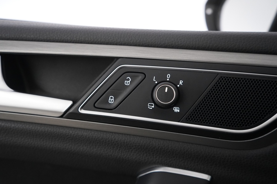 Volkswagen Golf Sportsvan vaihtoauto