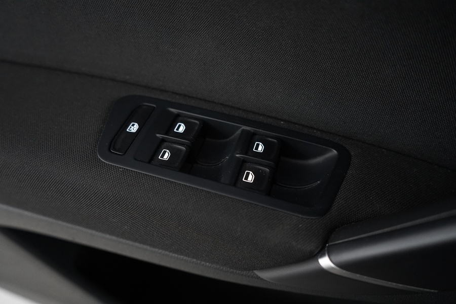 Volkswagen Golf Sportsvan vaihtoauto