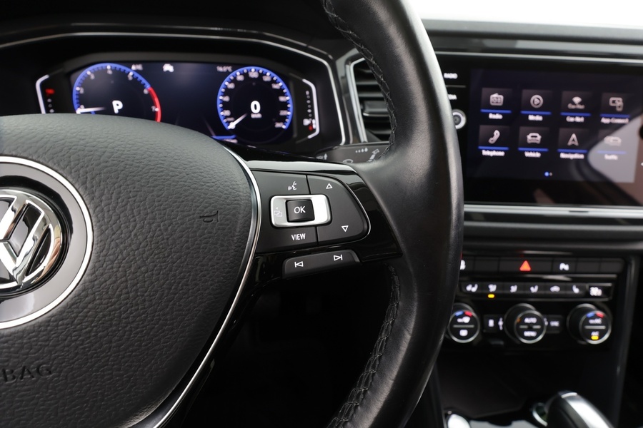 Volkswagen T-Roc vaihtoauto