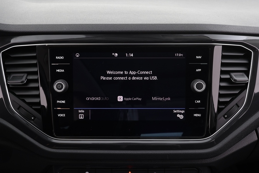 Volkswagen T-Roc vaihtoauto