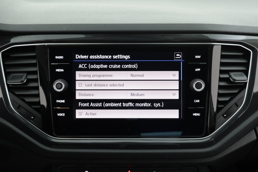 Volkswagen T-Roc vaihtoauto