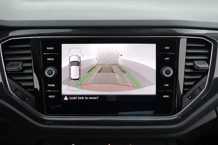 Volkswagen T-Roc vaihtoauto