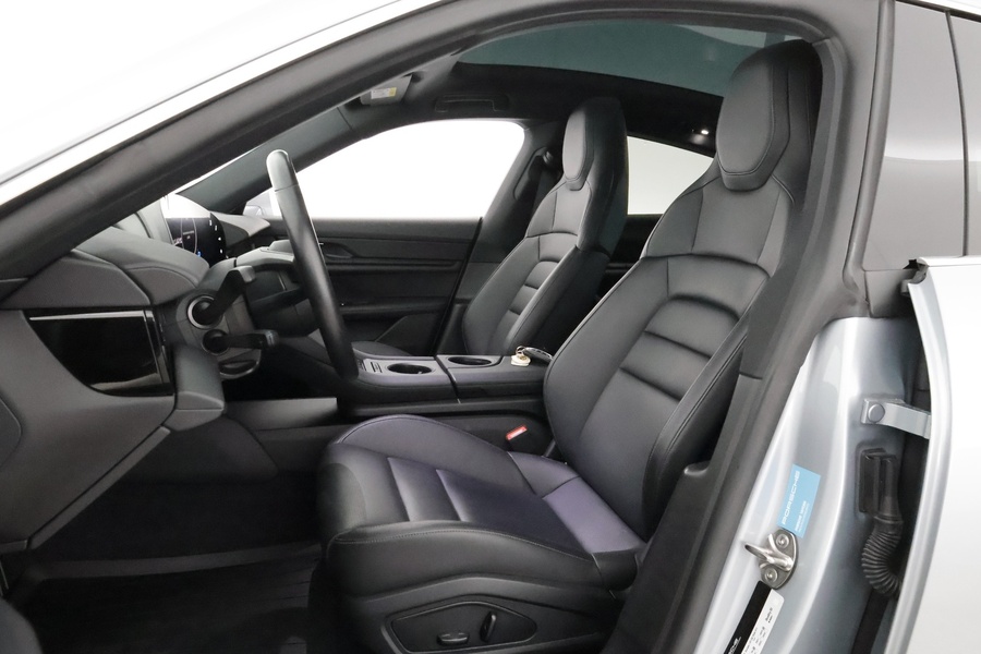 Porsche Taycan vaihtoauto