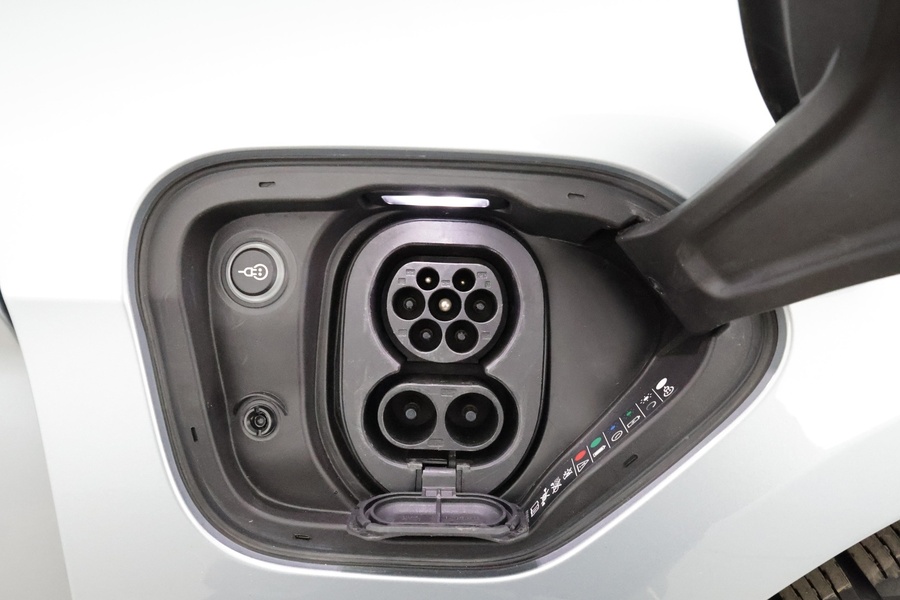 Porsche Taycan vaihtoauto