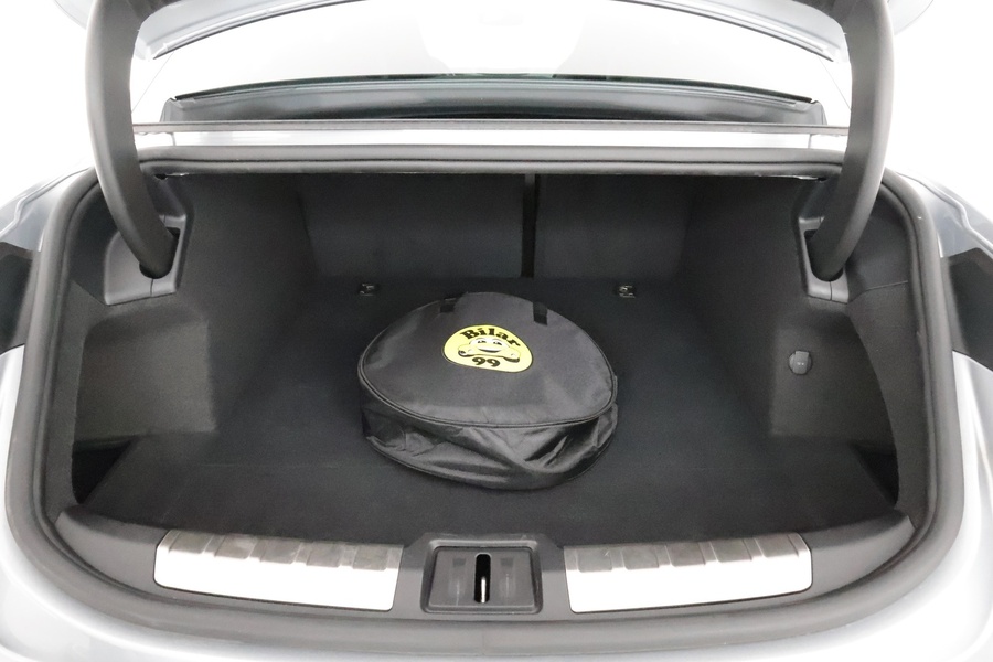 Porsche Taycan vaihtoauto