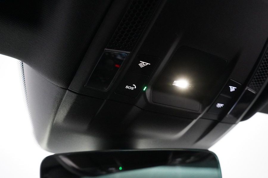 Porsche Taycan vaihtoauto