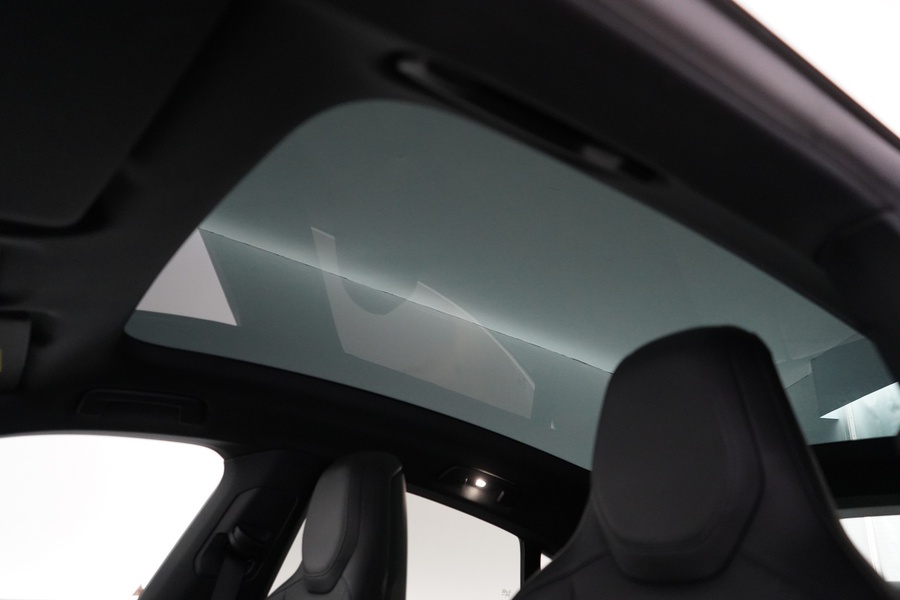 Porsche Taycan vaihtoauto