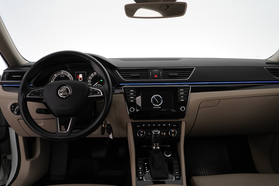 Skoda Superb vaihtoauto