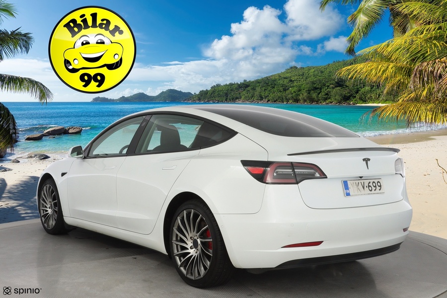 Tesla Model 3 vaihtoauto