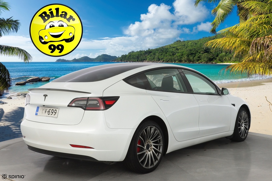 Tesla Model 3 vaihtoauto