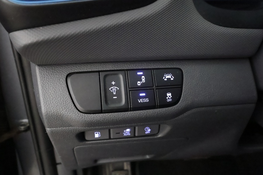 Hyundai IONIQ plug-in vaihtoauto