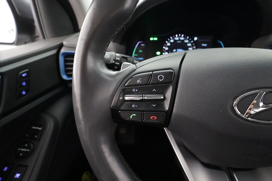 Hyundai IONIQ plug-in vaihtoauto