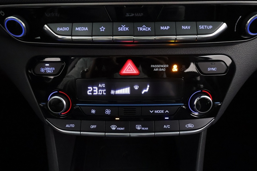 Hyundai IONIQ plug-in vaihtoauto