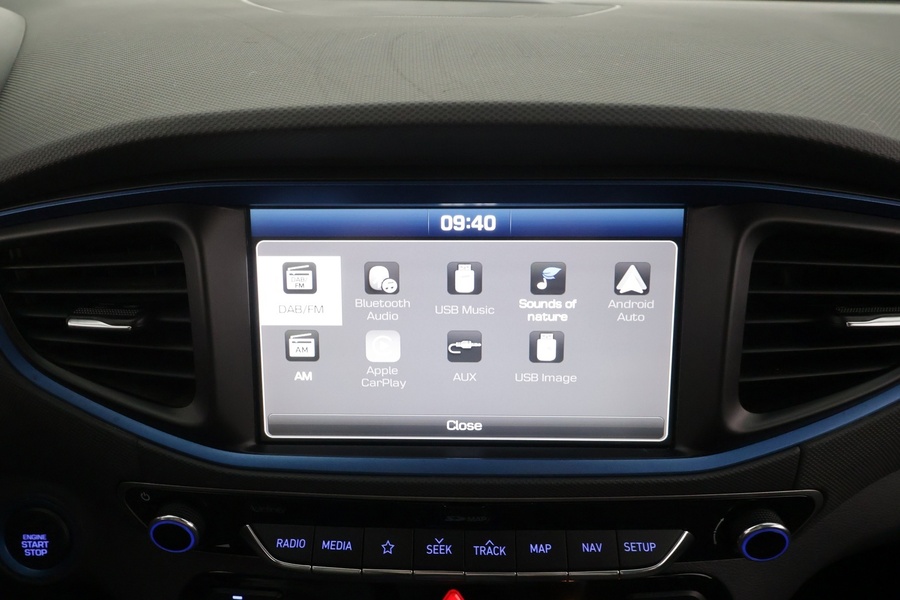 Hyundai IONIQ plug-in vaihtoauto