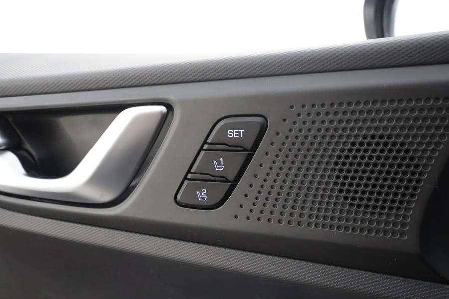 Hyundai IONIQ plug-in vaihtoauto