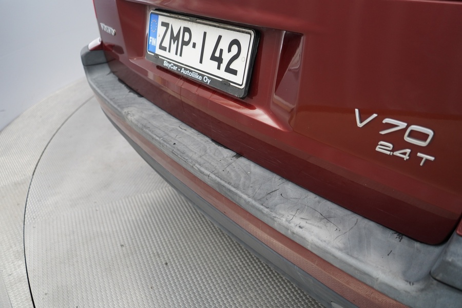 Volvo V70 vaihtoauto