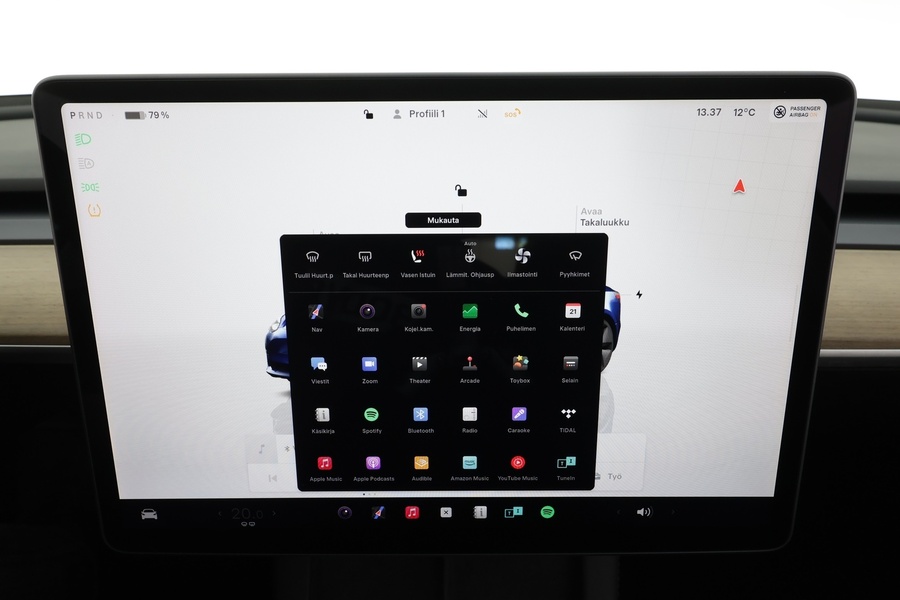 Tesla Model 3 vaihtoauto