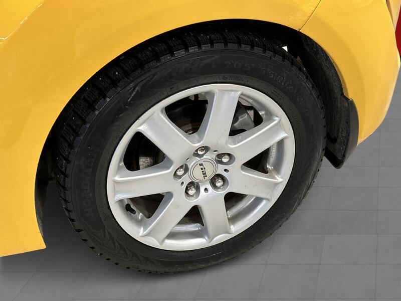 Hyundai Veloster vaihtoauto