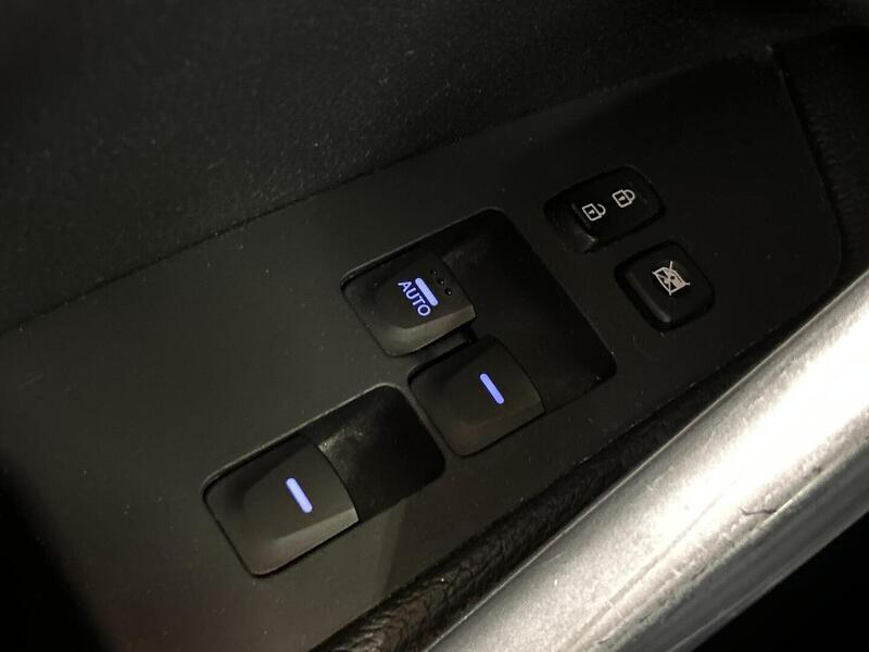 Hyundai Veloster vaihtoauto