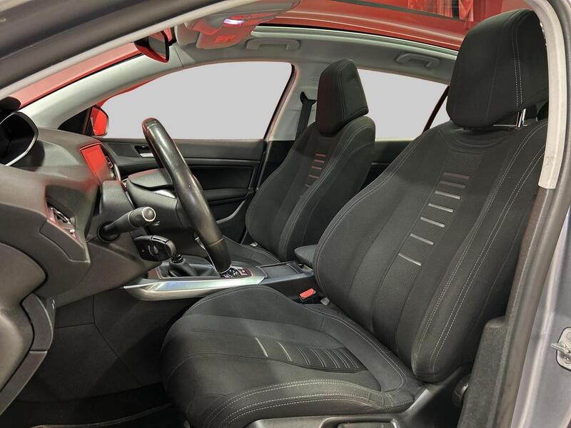 Peugeot 308 vaihtoauto