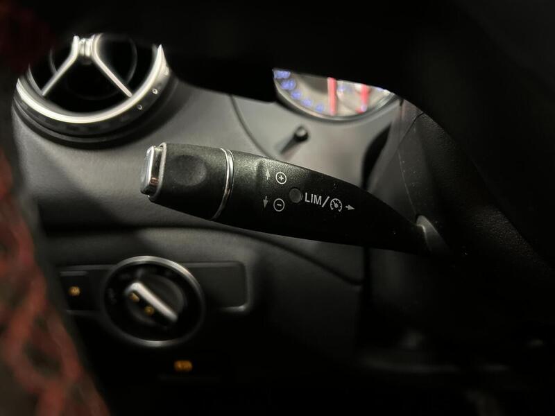 Mercedes-Benz GLA vaihtoauto