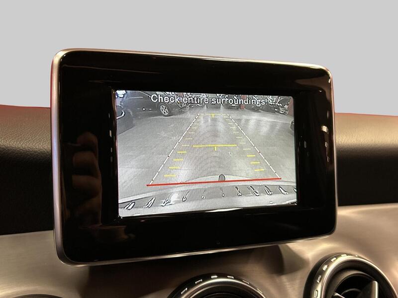 Mercedes-Benz GLA vaihtoauto