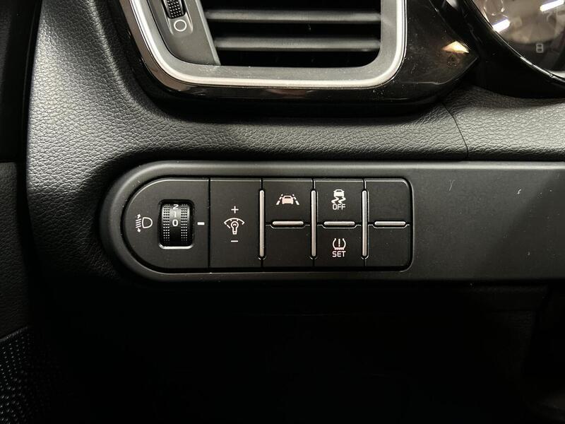 Kia XCeed vaihtoauto