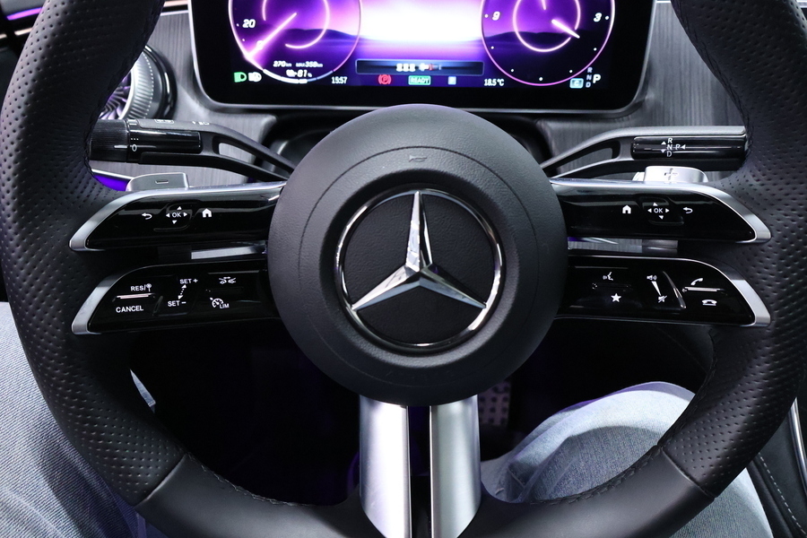 Mercedes-Benz EQE vaihtoauto