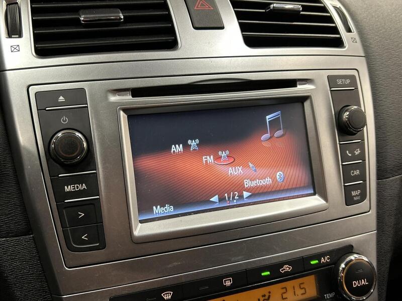 Toyota Avensis vaihtoauto