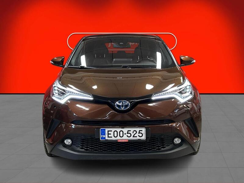 Toyota C-HR vaihtoauto
