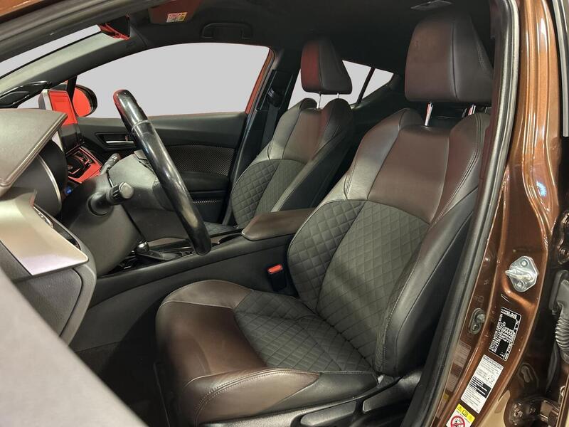 Toyota C-HR vaihtoauto