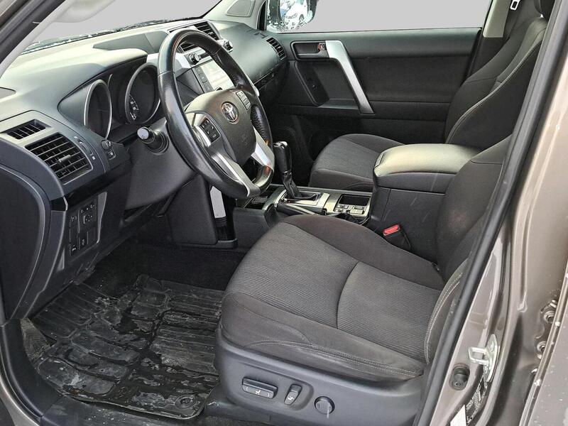 Toyota Land Cruiser vaihtoauto