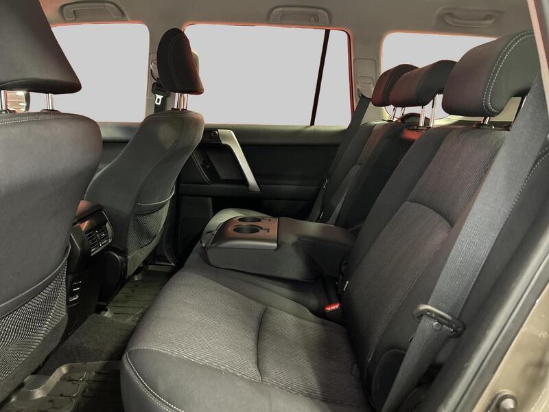 Toyota Land Cruiser vaihtoauto