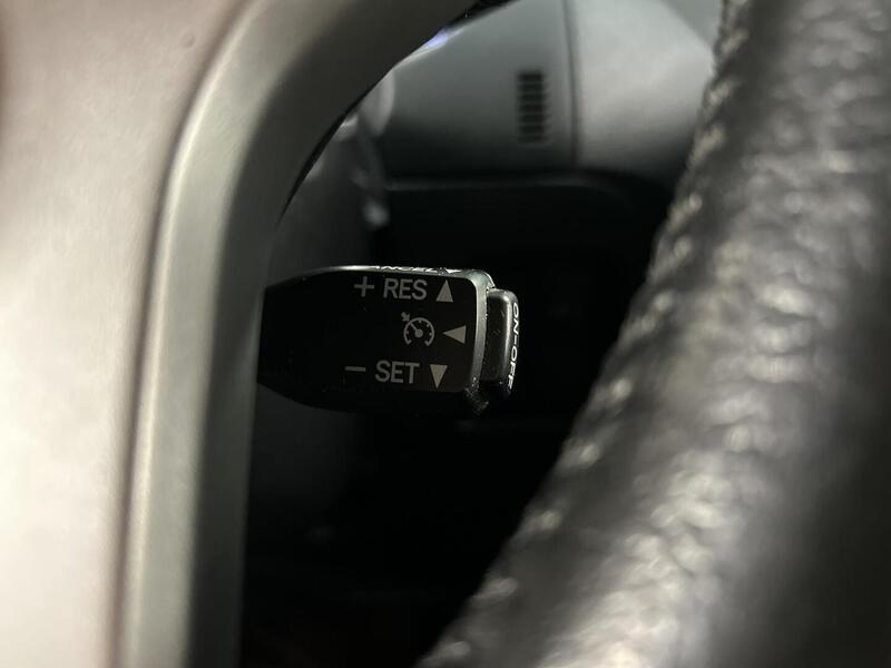 Toyota Land Cruiser vaihtoauto