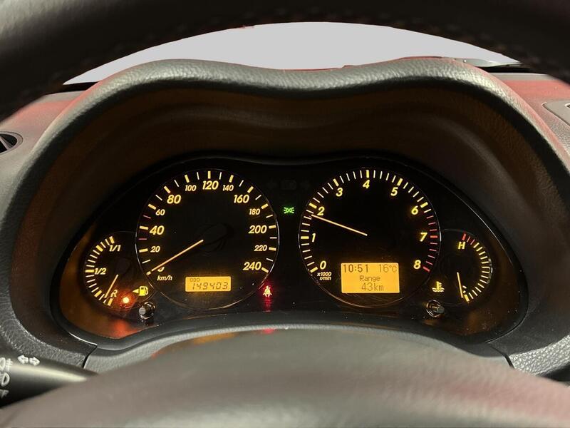 Toyota Avensis vaihtoauto