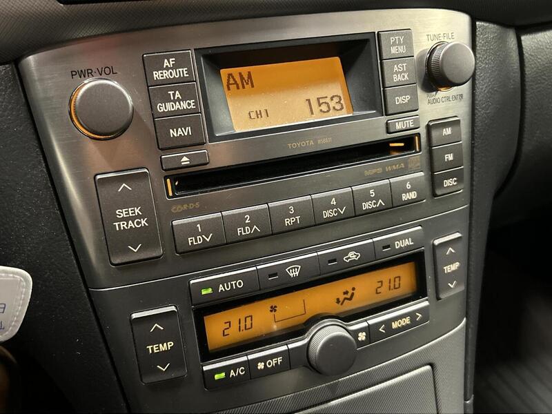 Toyota Avensis vaihtoauto