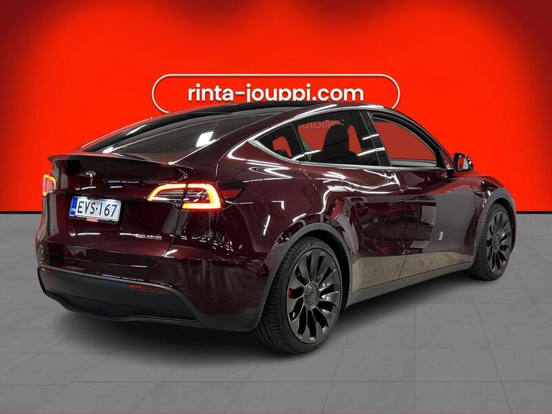 Tesla Model Y vaihtoauto