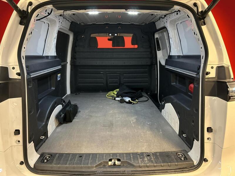 Volkswagen ID. Buzz vaihtoauto