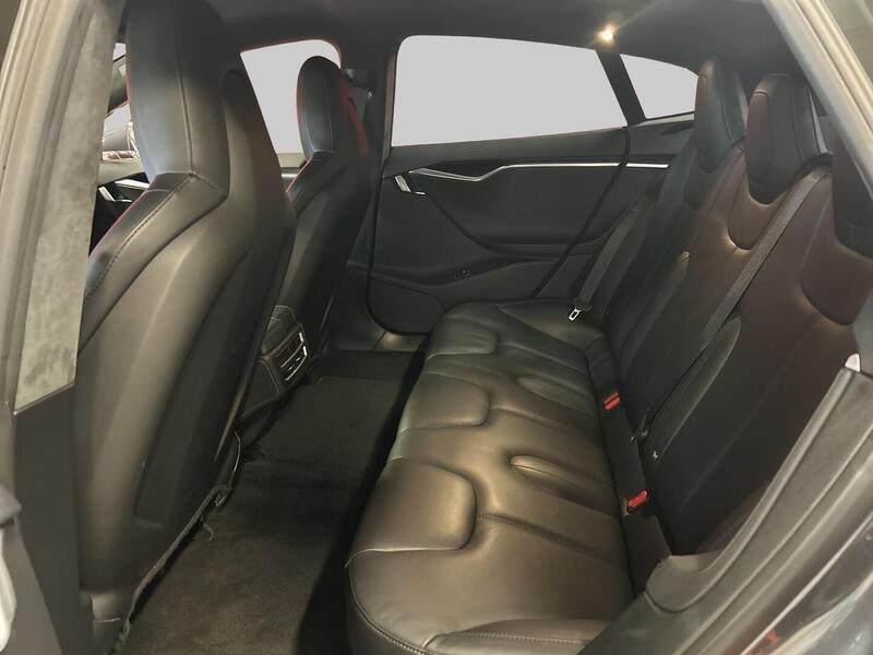 Tesla Model S vaihtoauto